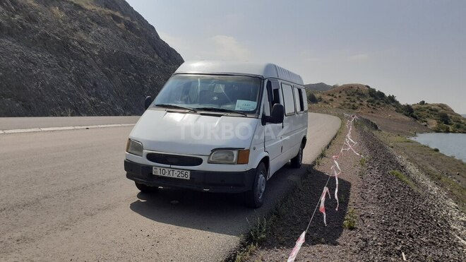 Ford Transit 1996, 917,400 km - 2.5 l - Beyləqan