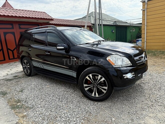 Mercedes GL 450 4MATIC 2007, 208,000 km - 4.7 l - Quba