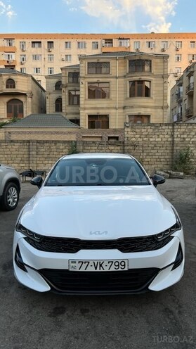 Kia K5-1