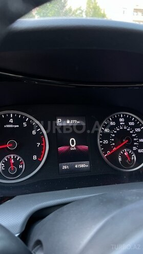 Kia K5-8