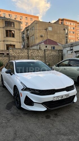 Kia K5-3