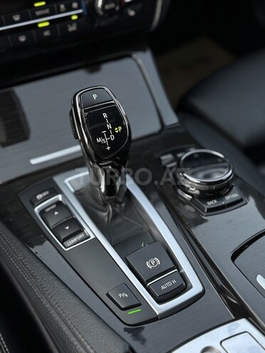 BMW 528 2015, 95,321 km - 2.0 l - Gəncə