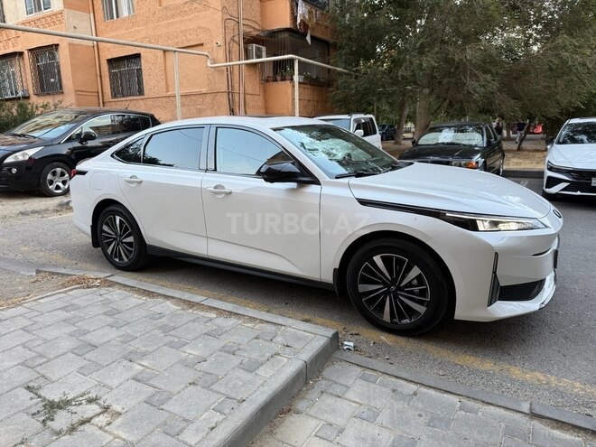 Changan Qiyuan A05 2025, 5,000 km - 1.5 л - Bakı