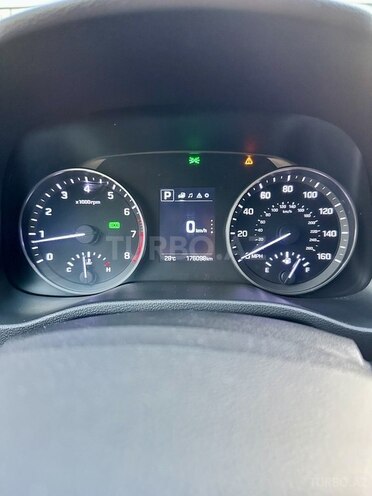 Hyundai Elantra 2018, 176,000 km - 2.0 л - Bakı