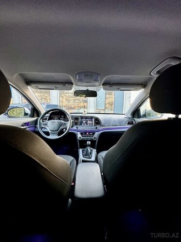 Hyundai Elantra 2018, 176,000 km - 2.0 л - Bakı