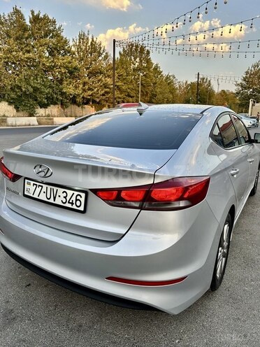 Hyundai Elantra 2018, 176,000 km - 2.0 л - Bakı