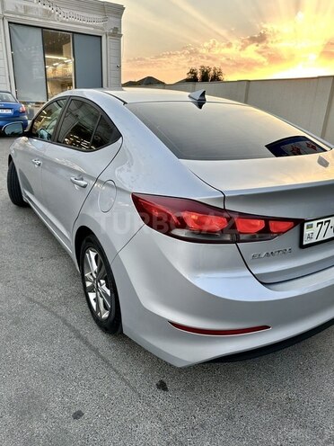 Hyundai Elantra 2018, 176,000 km - 2.0 л - Bakı