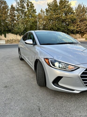 Hyundai Elantra 2018, 176,000 km - 2.0 л - Bakı