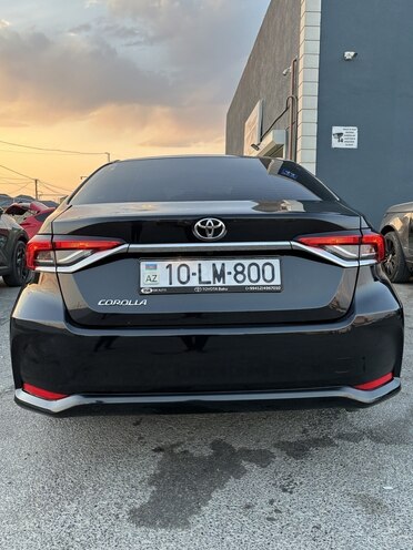 Toyota Corolla-10