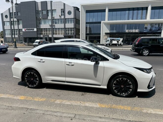 Toyota Corolla-4
