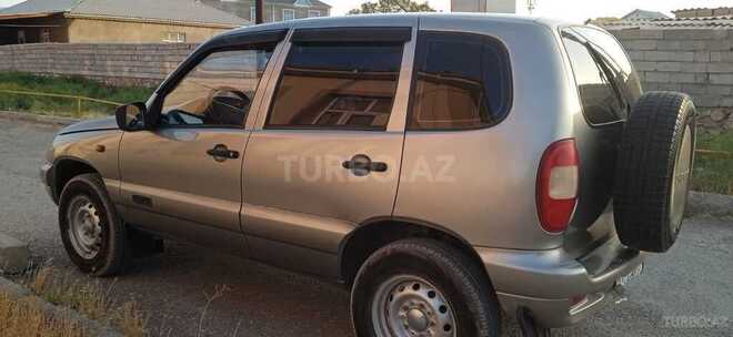 Chevrolet Niva 2007, 330,000 km - 1.7 l - Babək