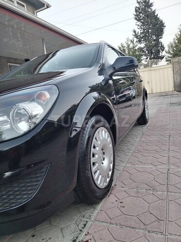Opel Astra 2010, 19,044 km - 1.4 l - Bakı