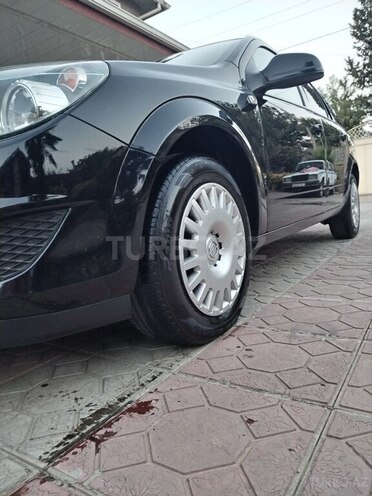 Opel Astra 2010, 19,044 km - 1.4 l - Bakı