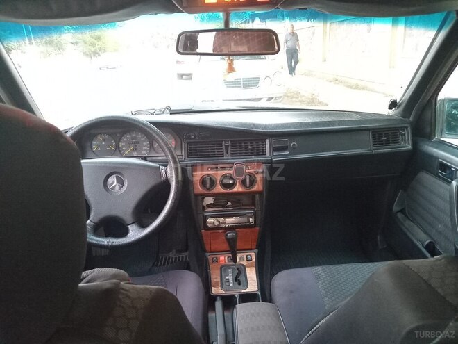 Mercedes 190 1991, 280,000 km - 2.0 l - Cəlilabad