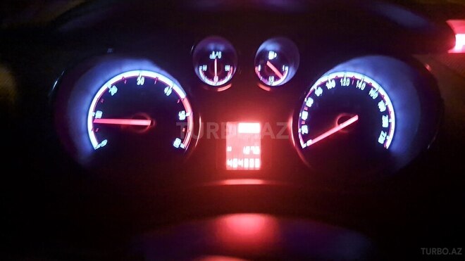 Opel Meriva-9