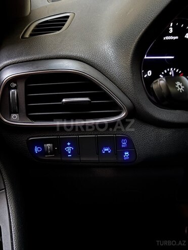 Hyundai i30 2019, 104,000 km - 1.6 л - Bakı