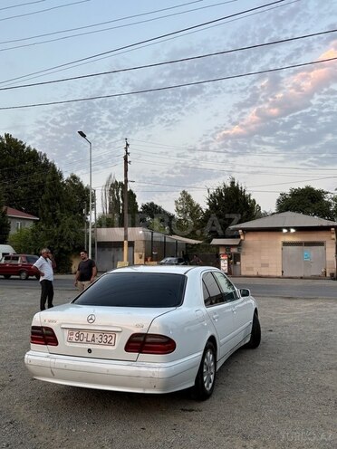 Mercedes E 220 d 1999, 350,000 km - 2.2 л - Lənkəran