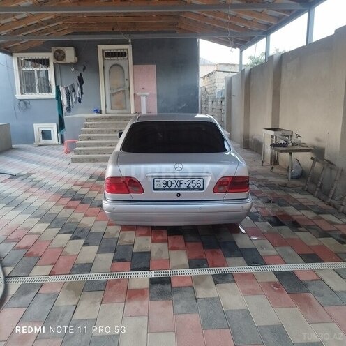 Mercedes E 220 d 1999, 520,000 km - 2.2 л - Bakı