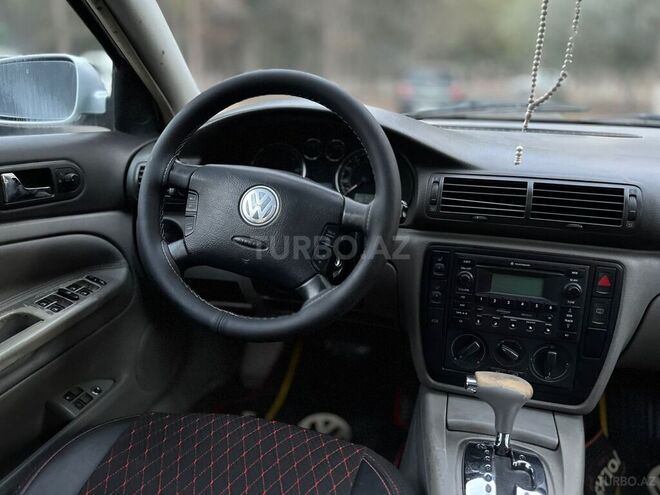 Volkswagen Passat 2002, 323,000 km - 1.8 l - Sumqayıt