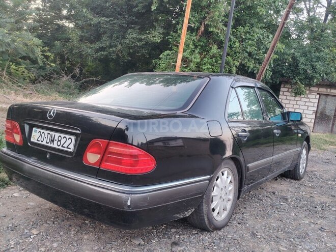 Mercedes E 200 1997, 396,000 km - 2.0 l - Qazax