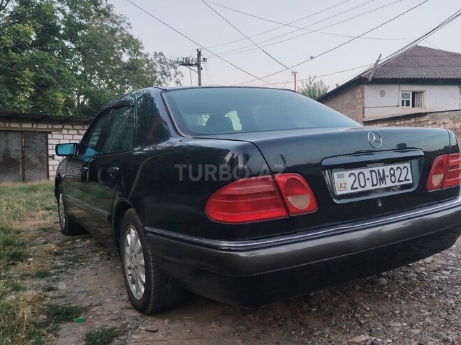 Mercedes E 200 1997, 396,000 km - 2.0 l - Qazax
