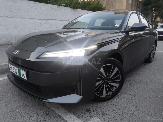 Changan Qiyuan A05 2025, 0 km - 1.5 л - Bakı