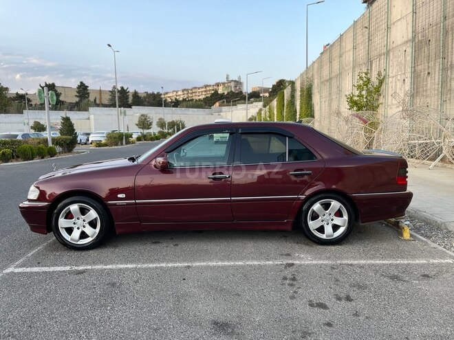 Mercedes C 240 2000, 339,000 km - 2.4 l - Bakı