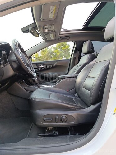 Chevrolet Malibu 2018, 118,700 km - 1.5 l - Bakı