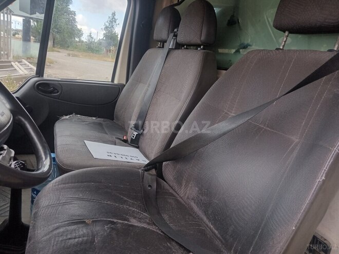 Ford Transit 2004, 198,068 km - 0.2 л - Quba