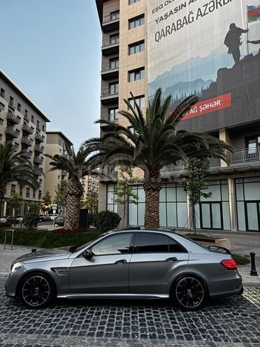 Mercedes E 350 2010, 210,000 km - 3.5 l - Bakı
