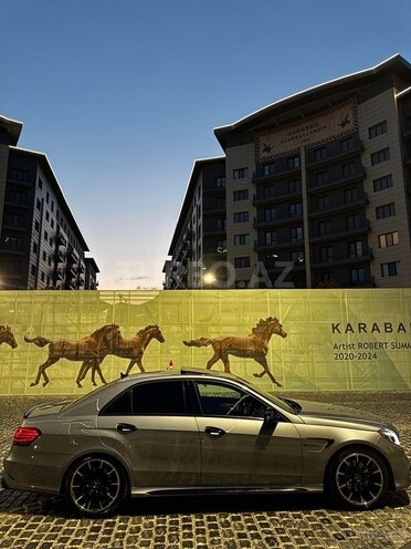 Mercedes E 350 2010, 210,000 km - 3.5 l - Bakı