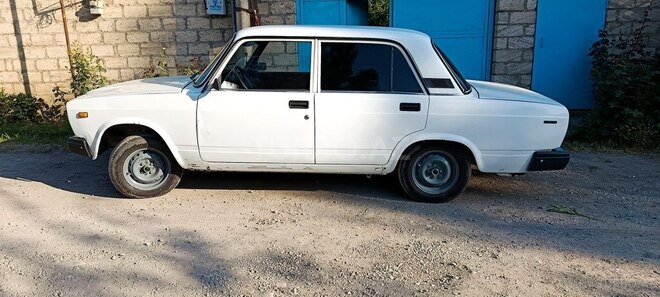 LADA (VAZ) 2107 2002, 180,000 km - 1.6 l - Bakı