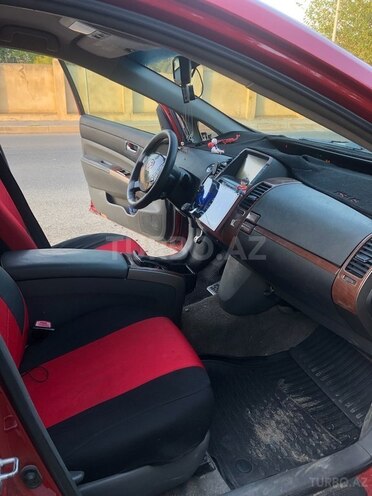 Toyota Prius-8