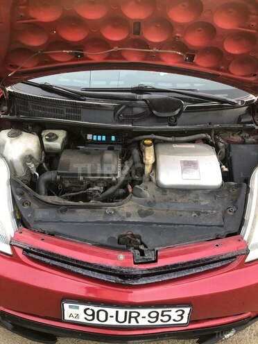 Toyota Prius-11