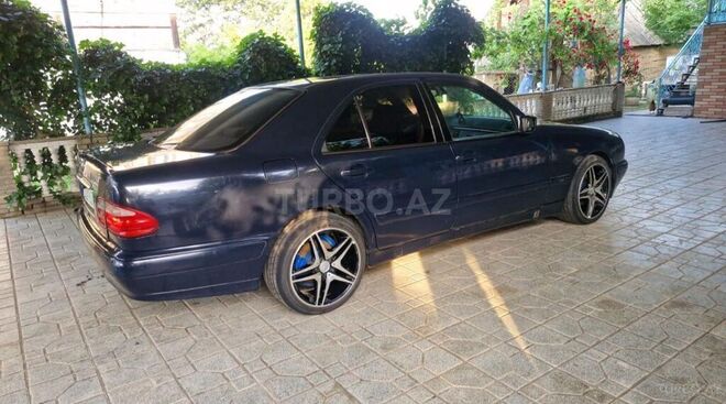 Mercedes E 200 2000, 333,000 km - 2.0 l - Cəlilabad