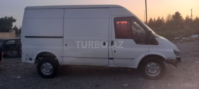 Ford Transit 2002, 425,896 km - 2.5 l - Mingəçevir