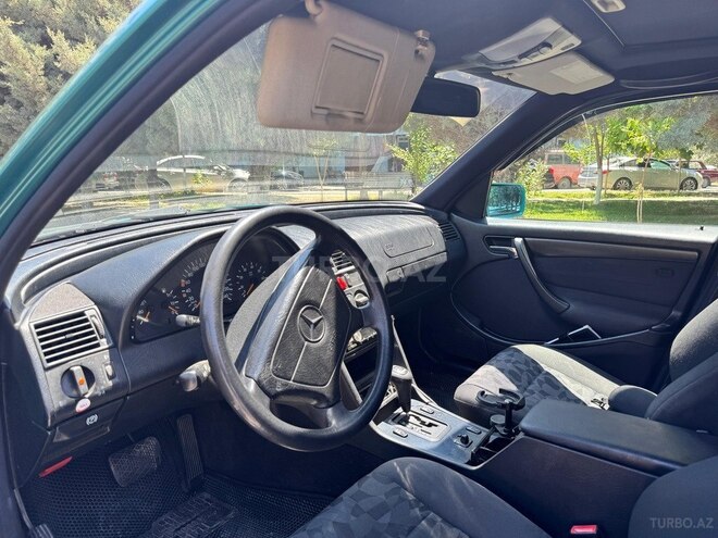 Mercedes C 200-6