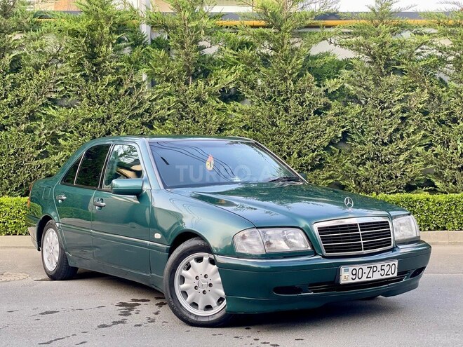 Mercedes C 200-1
