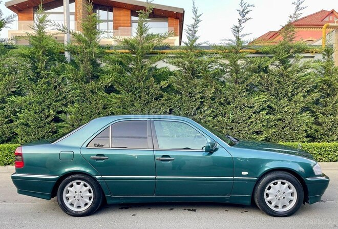 Mercedes C 200-6