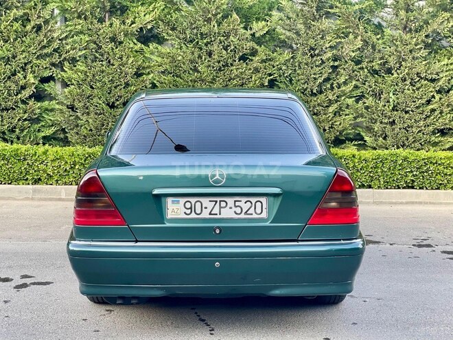 Mercedes C 200-7