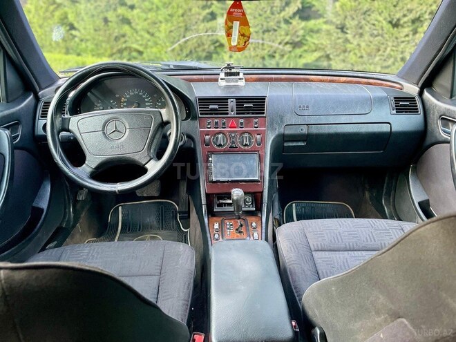 Mercedes C 200-15