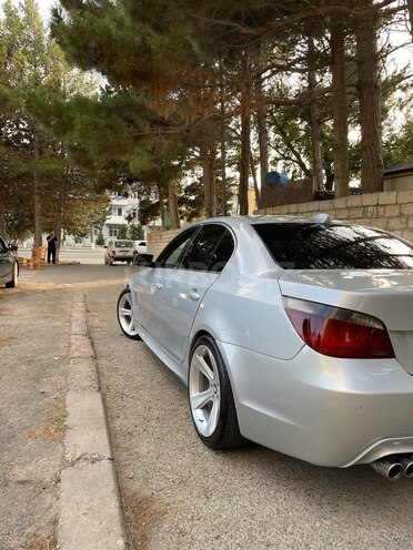 BMW 530 2003, 216,000 km - 3.0 l - Sumqayıt