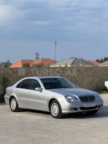 Mercedes E 270 2004, 277,000 km - 2.7 l - Bakı