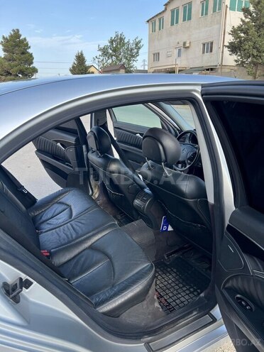 Mercedes E 270 2004, 277,000 km - 2.7 l - Bakı