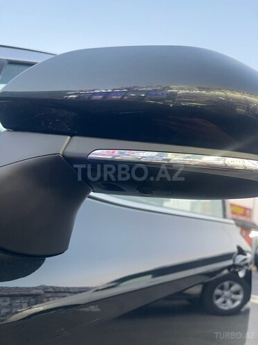 Toyota Camry-5
