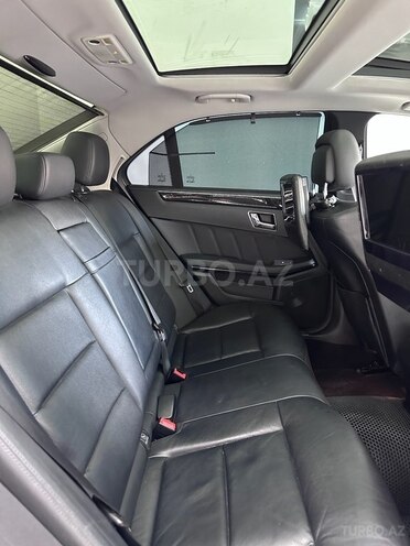 Mercedes E 350 2009, 193,000 km - 3.5 l - Sumqayıt