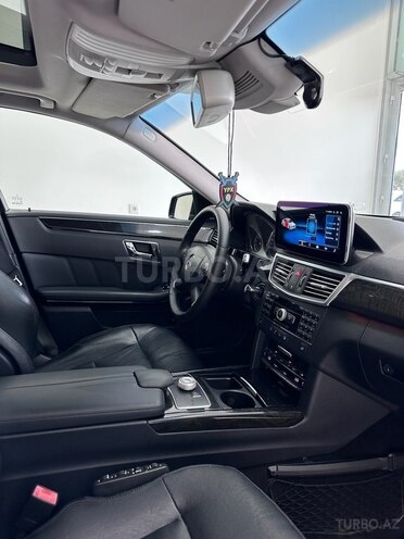 Mercedes E 350 2009, 193,000 km - 3.5 l - Sumqayıt