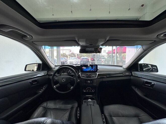 Mercedes E 350 2009, 193,000 km - 3.5 l - Sumqayıt