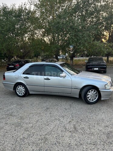 Mercedes C 180-3