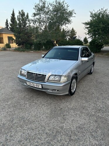 Mercedes C 180-8